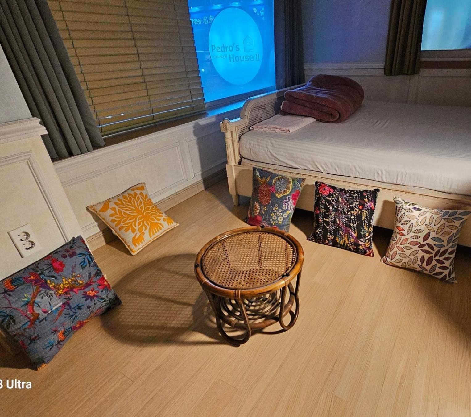 Pedro'S House - Foreigners Only Gwangju Metropolitan City ภายนอก รูปภาพ
